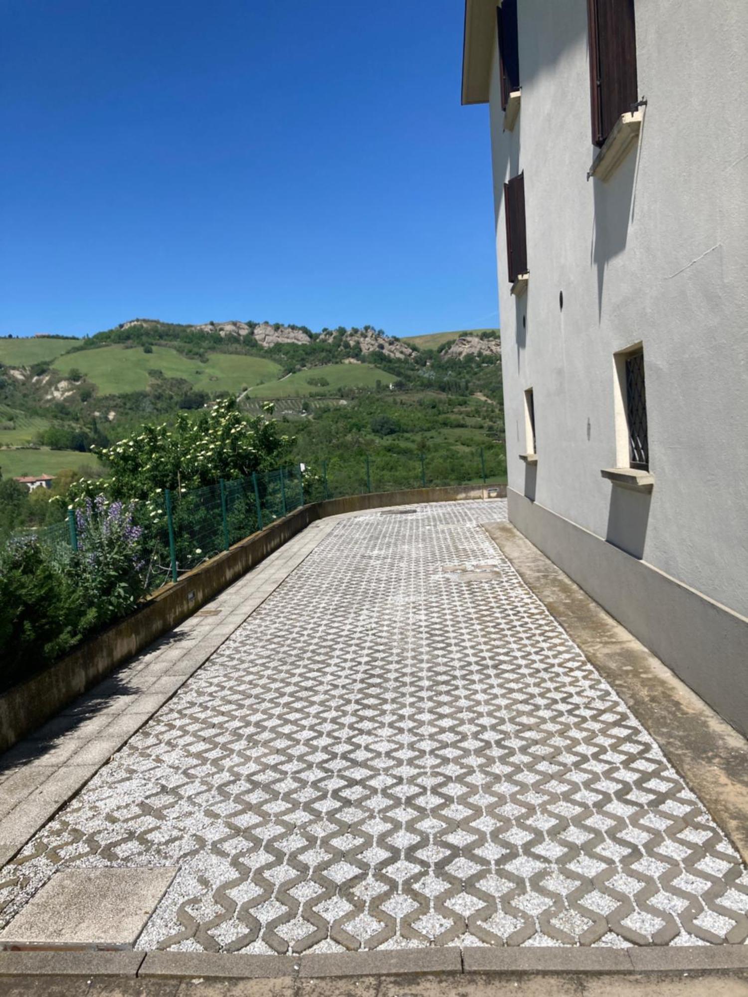 Ca' Vanello Borgo Tossignano Екстериор снимка